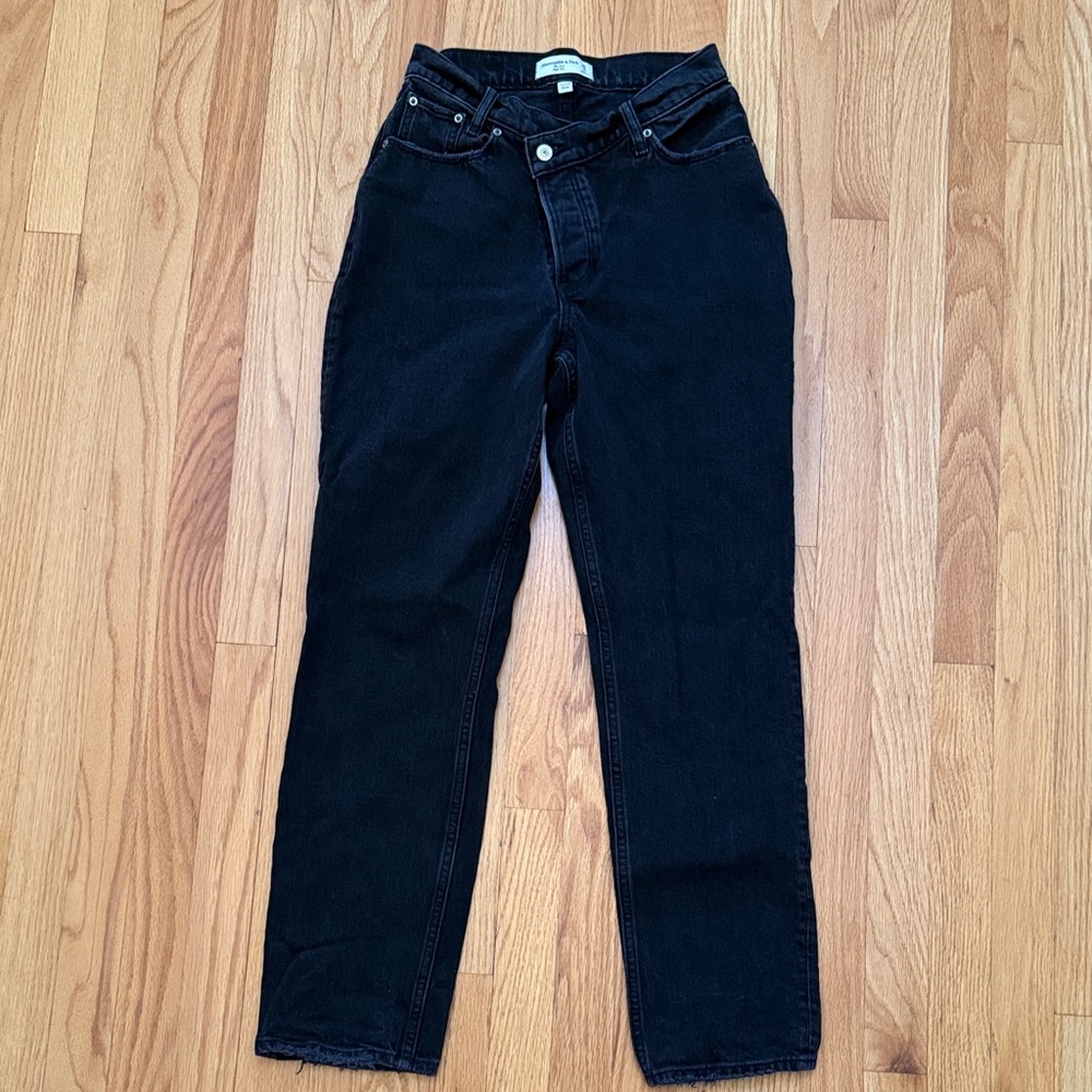 Abercrombie & Fitch Black Curve Love High Rise Dad Jean Jeans
